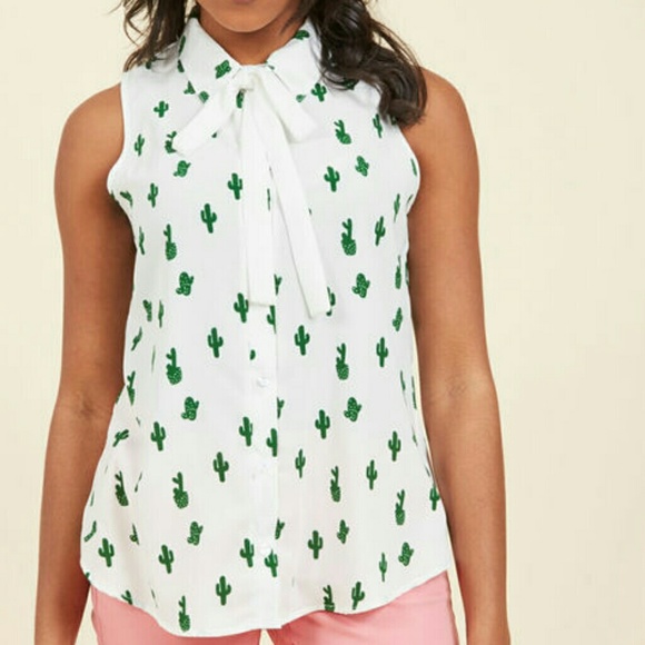 Modcloth Tops - Sleeveless cactus blouse: modcloth